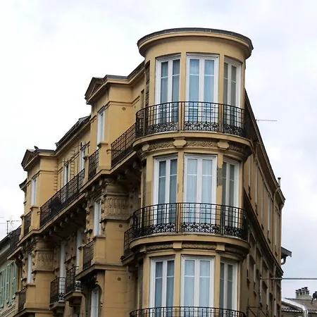 Резиденция Aston La Scala
